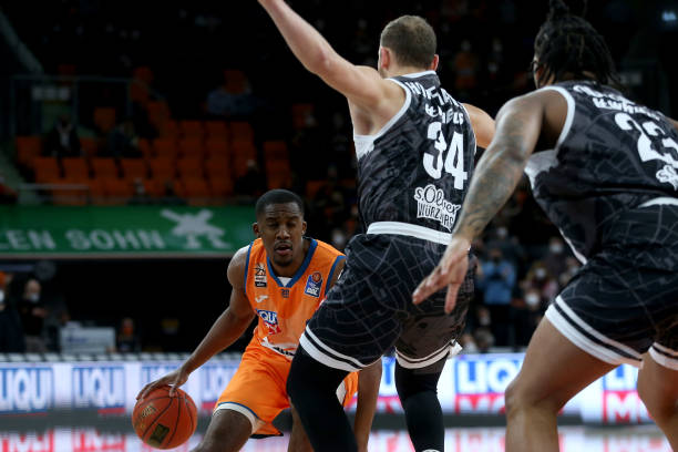 战术与表现 战术与表现