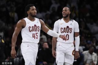 在防守端 在防守端